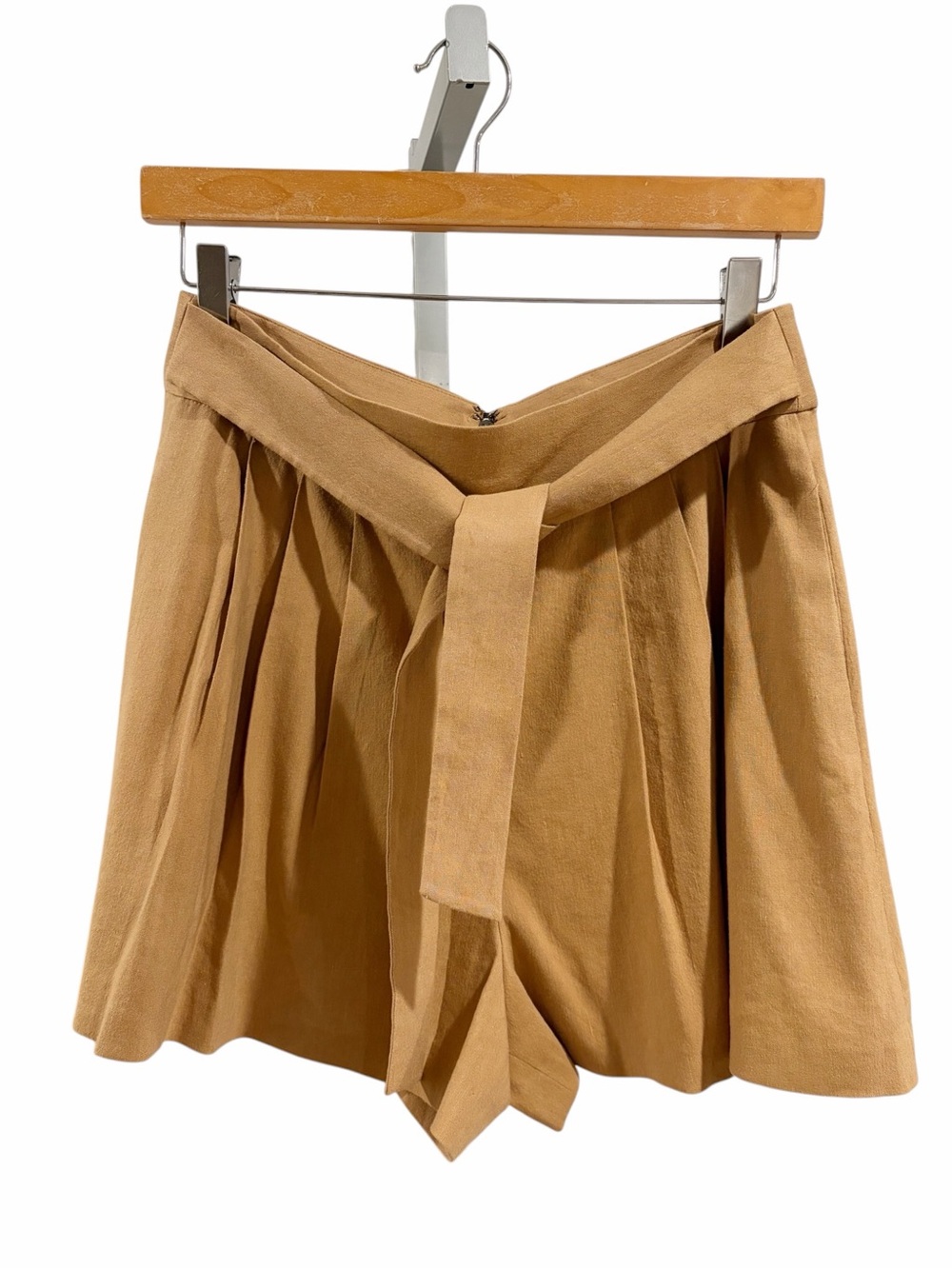 Alice + Olivia Linen Dawson Tie-Waist Shorts tan size 8